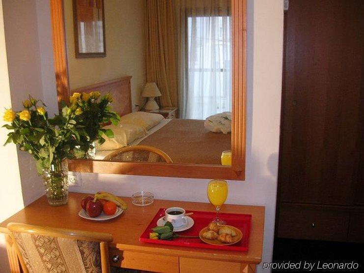 Armon Hayarkon Hotel Tel Aviv-Jaffa Zimmer foto